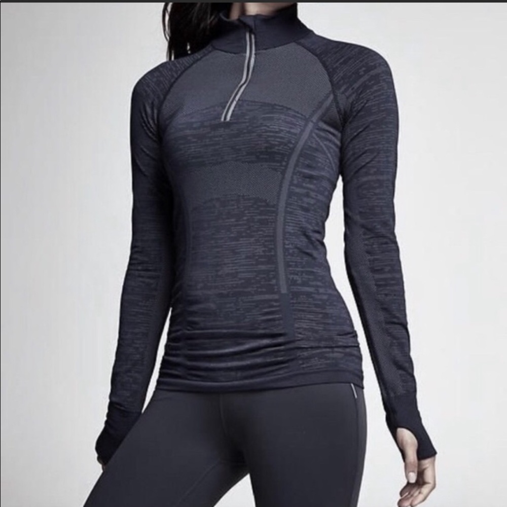 Athleta Fastest Track Half Zip Navy - Sz Small